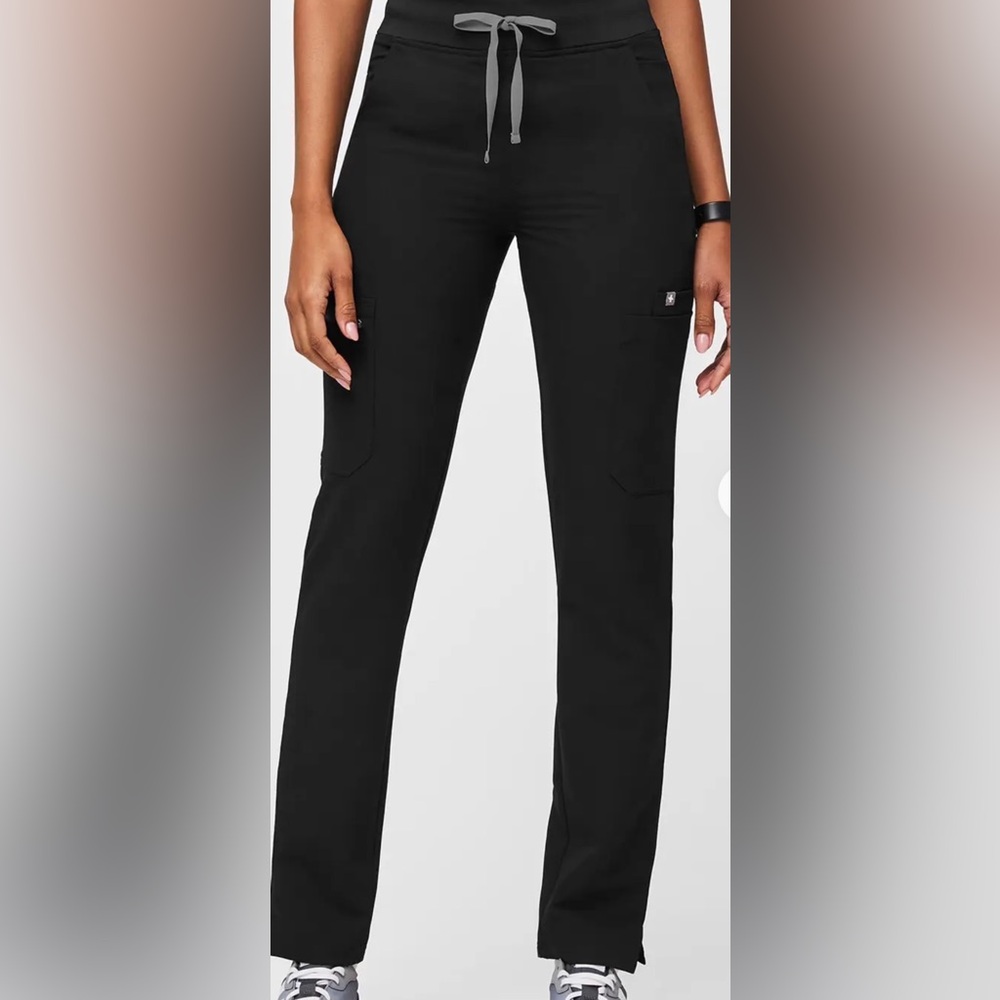 Figs Black Straight-Leg Scrub Pants with Drawstring